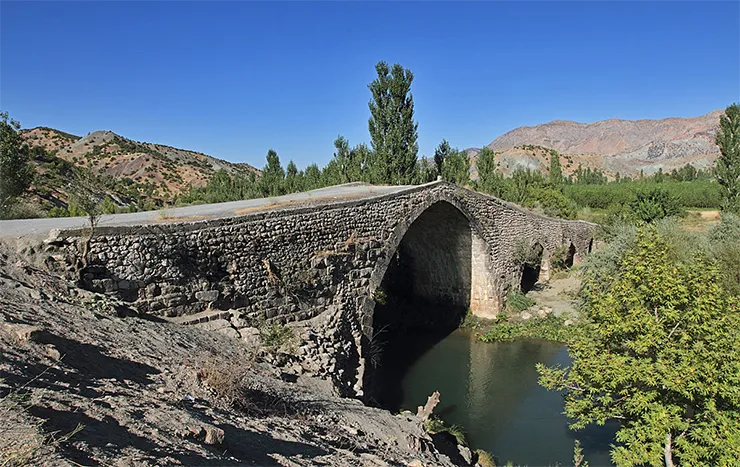 Altınlı Köprü