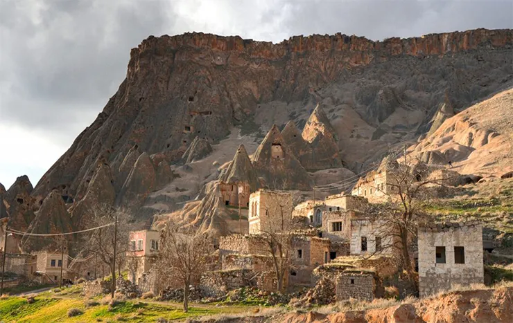 Peri Bacaları ve Selime Katedrali