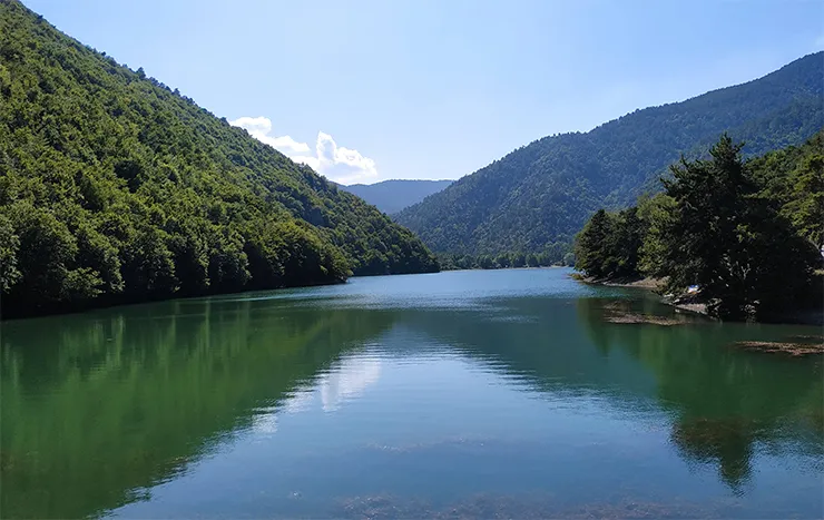 Borabay Gölü