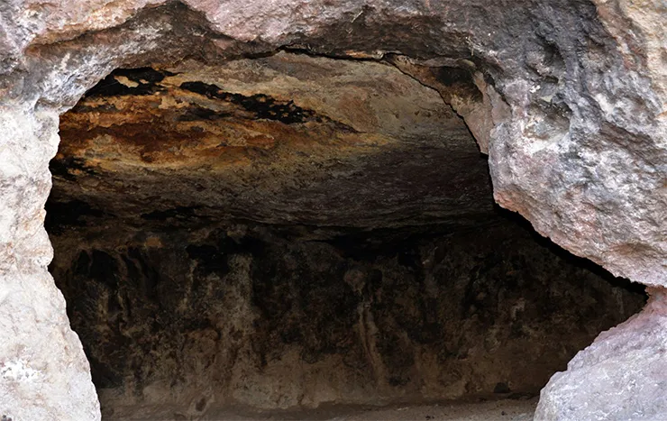 Zağ Mağarası