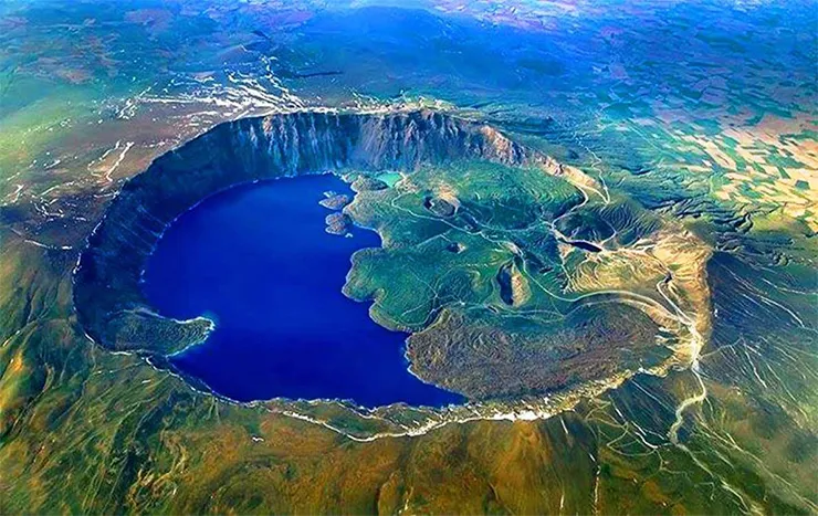 Nemrut Gölü