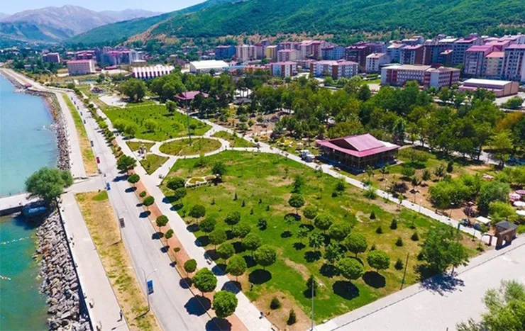 Tatvan resimleri