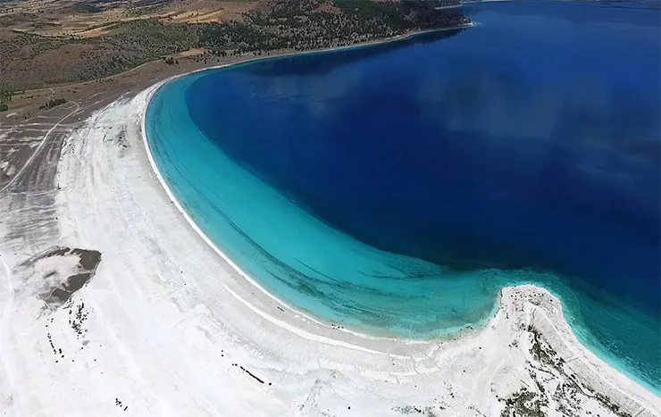 Salda Gölü