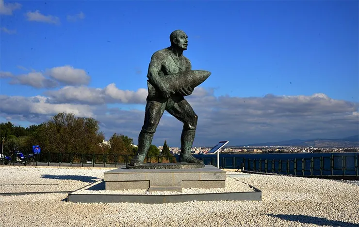 Seyit Onbaşı Anıtı