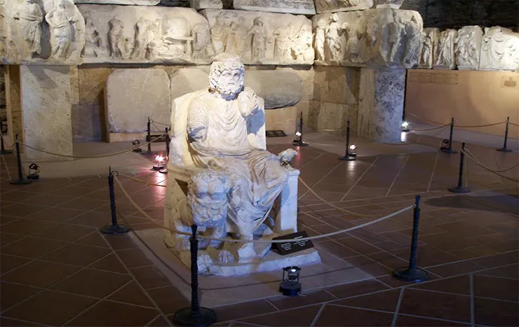 Pamukkale Hierapolis Arkeoloji Müzesi