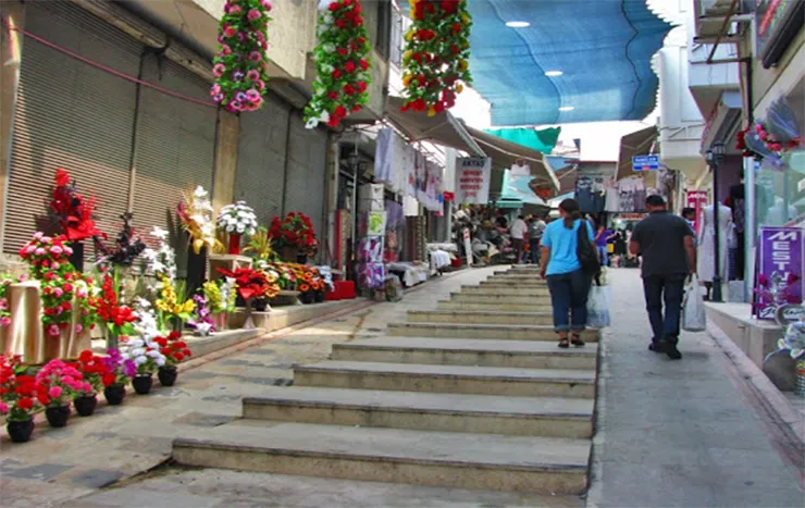Tarihi Kaleiçi Çarşısı