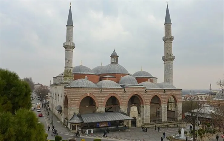 Eski Cami