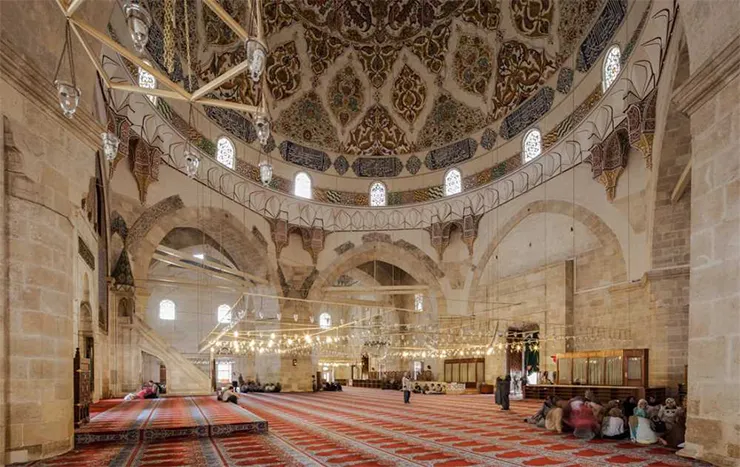 Üç Şerefeli Cami