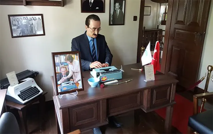 Tayfun Talipoğlu Daktilo Müzesi