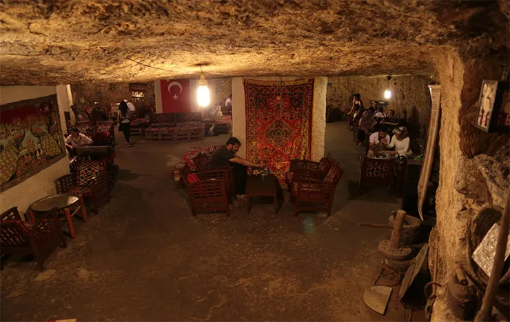 Kaleoğlu Mağarası