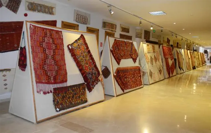 Hakkari Kilim Müzesi