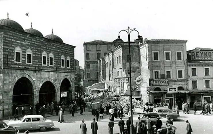 Mısır Çarşısı