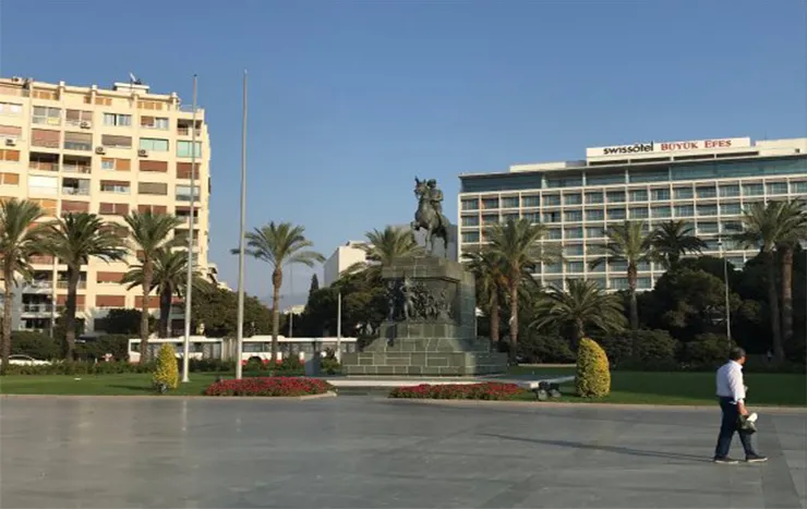 Cumhuriyet Meydanı