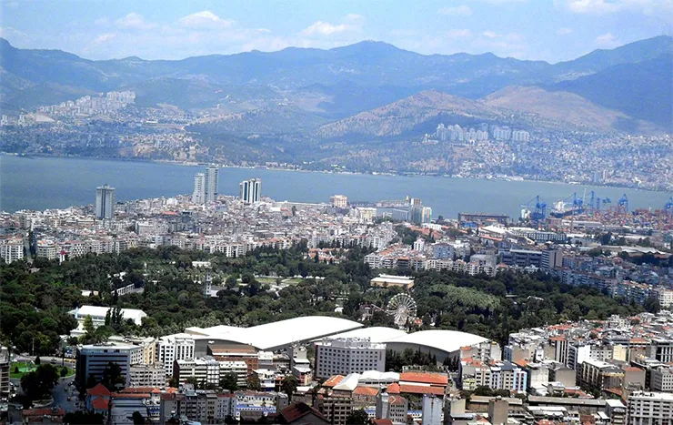 İzmir Kültürpark (İzmir Fuar Alanı)