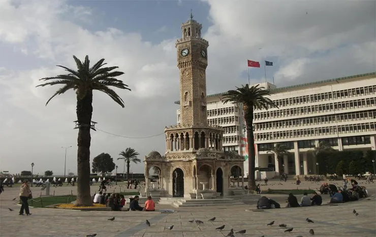 İzmir Saat Kulesi