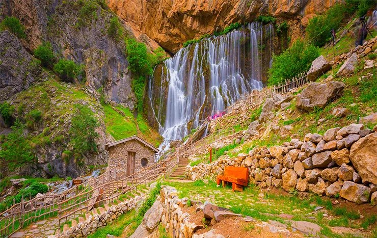 Kapuzbaşı Şelaleleri