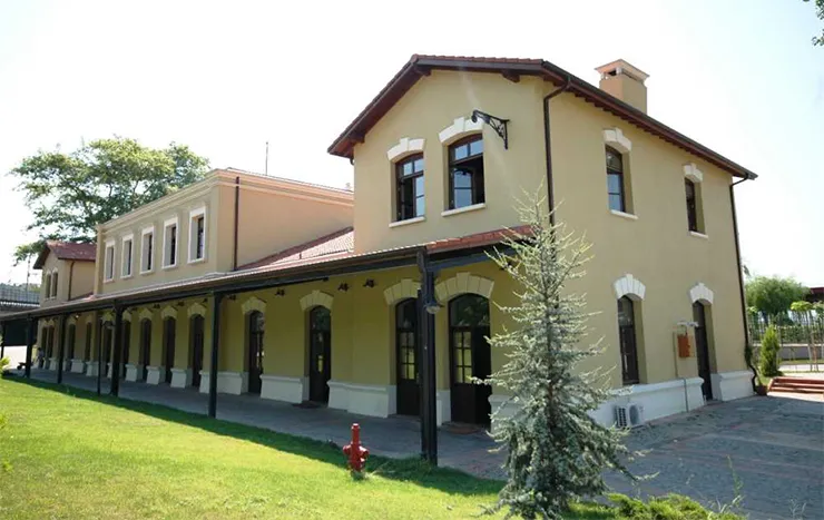 Tarihi Tren Garı