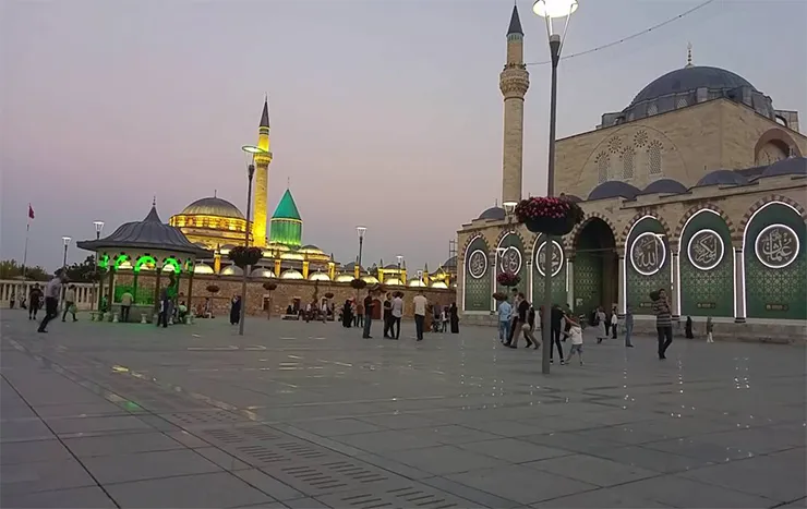 Mevlana Meydanı