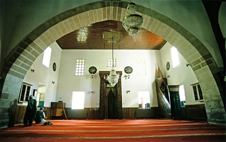 Şems Tebriz-i Türbesi