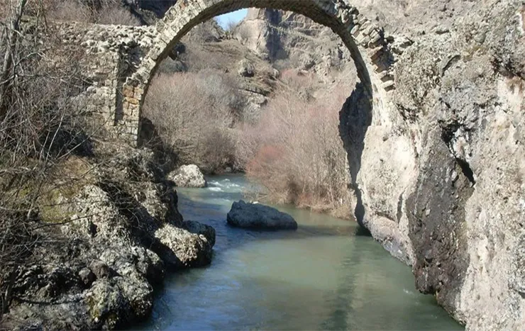 Taş Köprü