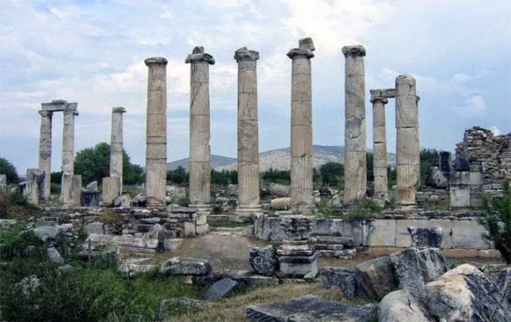 Hemithea Tapınağı