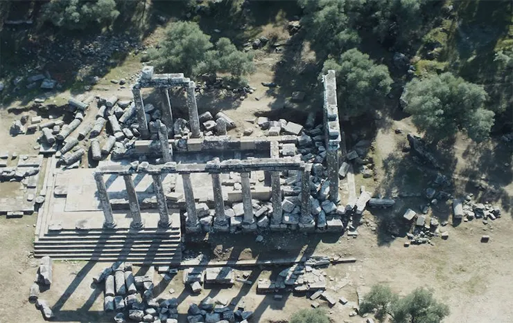 Zeus Karios Tapınağı