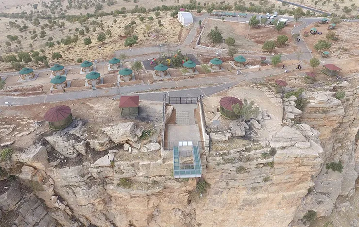 Tillo Kalesi Cam Seyir Terası