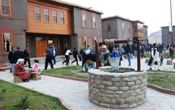 Tarihi Van Evleri Mahallesi