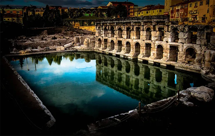 Kral Kızı Hamamı Basilica Therma (Sarıkaya Roma Hamamı)