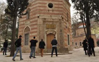 Şehzade Mustafa Türbesi