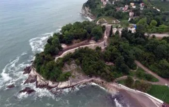 Akçakoca Ceneviz Kalesi