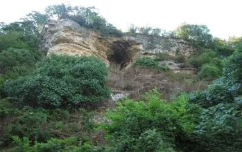 Kıyıköy Mağarası