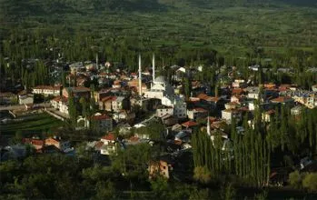 Başçiftlik